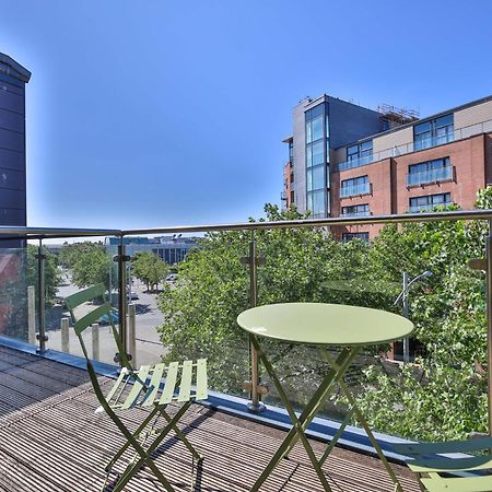 Princess Lofts City Centre Studios With Nespresso Coffee Machines & New Fast Wifi By Stayright Swansea Bagian luar foto