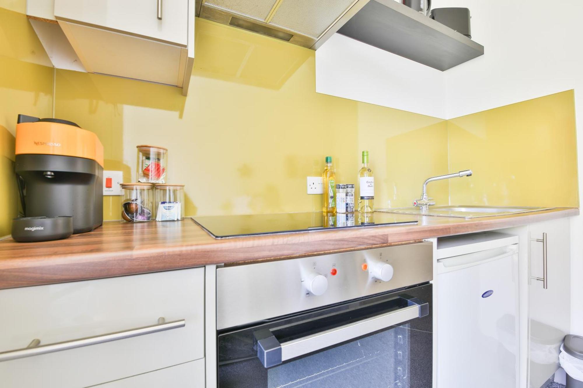 Princess Lofts City Centre Studios With Nespresso Coffee Machines & New Fast Wifi By Stayright Swansea Bagian luar foto