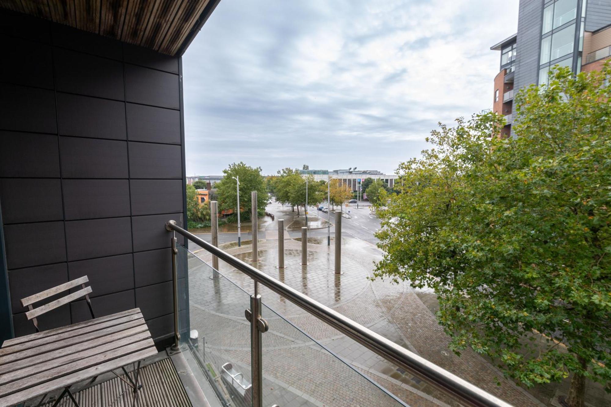 Princess Lofts City Centre Studios With Nespresso Coffee Machines & New Fast Wifi By Stayright Swansea Bagian luar foto