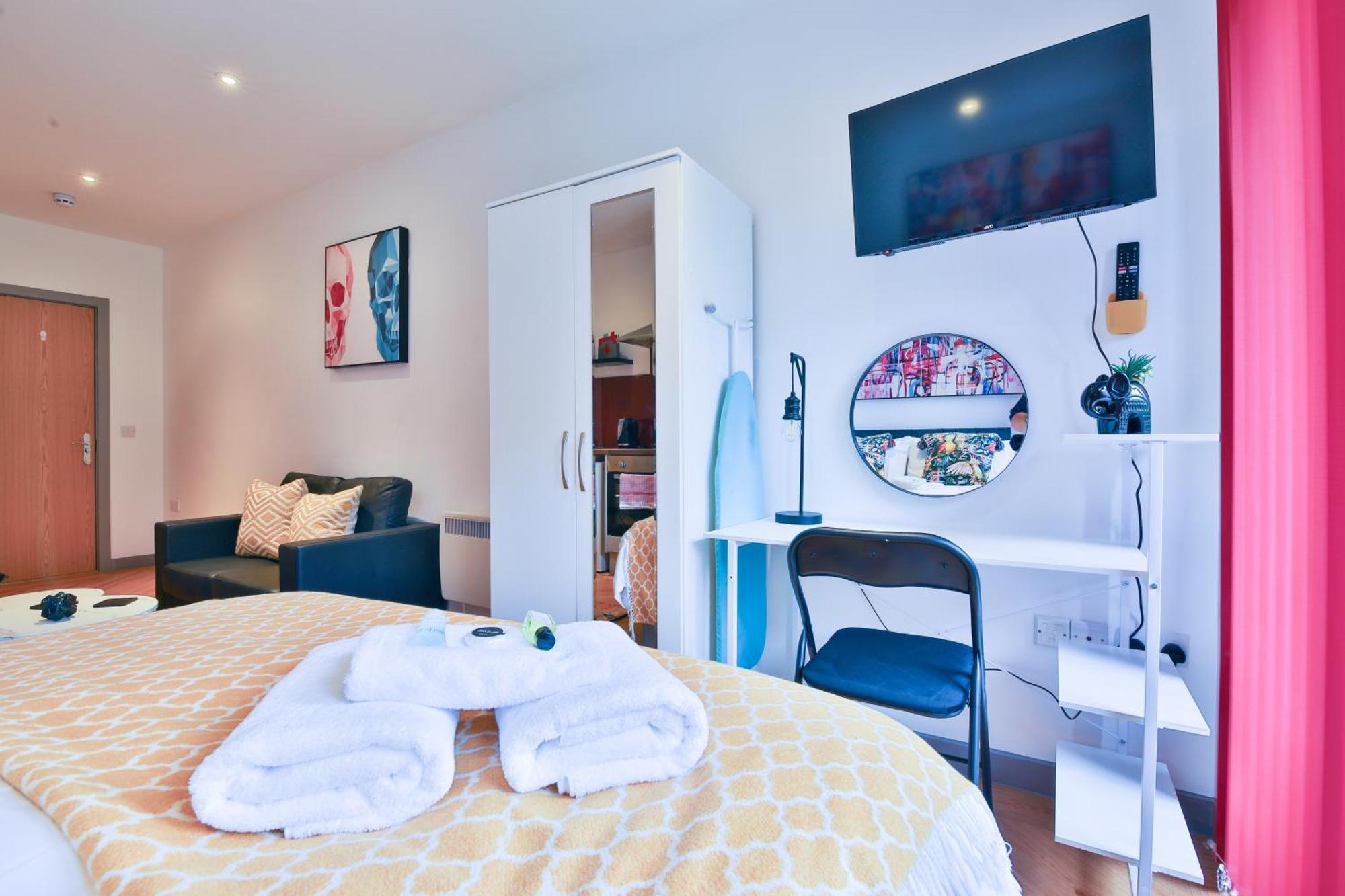 Princess Lofts City Centre Studios With Nespresso Coffee Machines & New Fast Wifi By Stayright Swansea Bagian luar foto