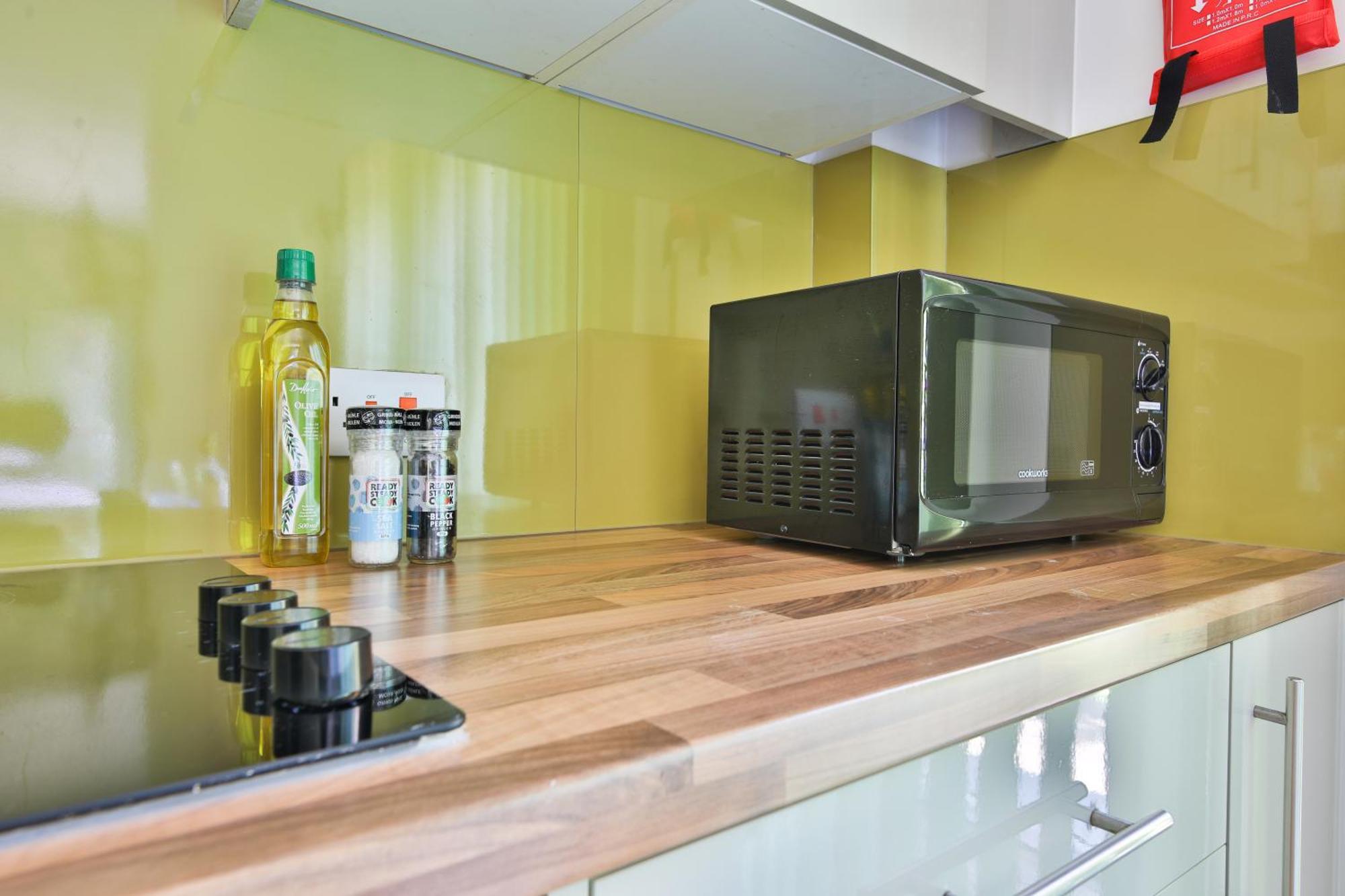 Princess Lofts City Centre Studios With Nespresso Coffee Machines & New Fast Wifi By Stayright Swansea Bagian luar foto