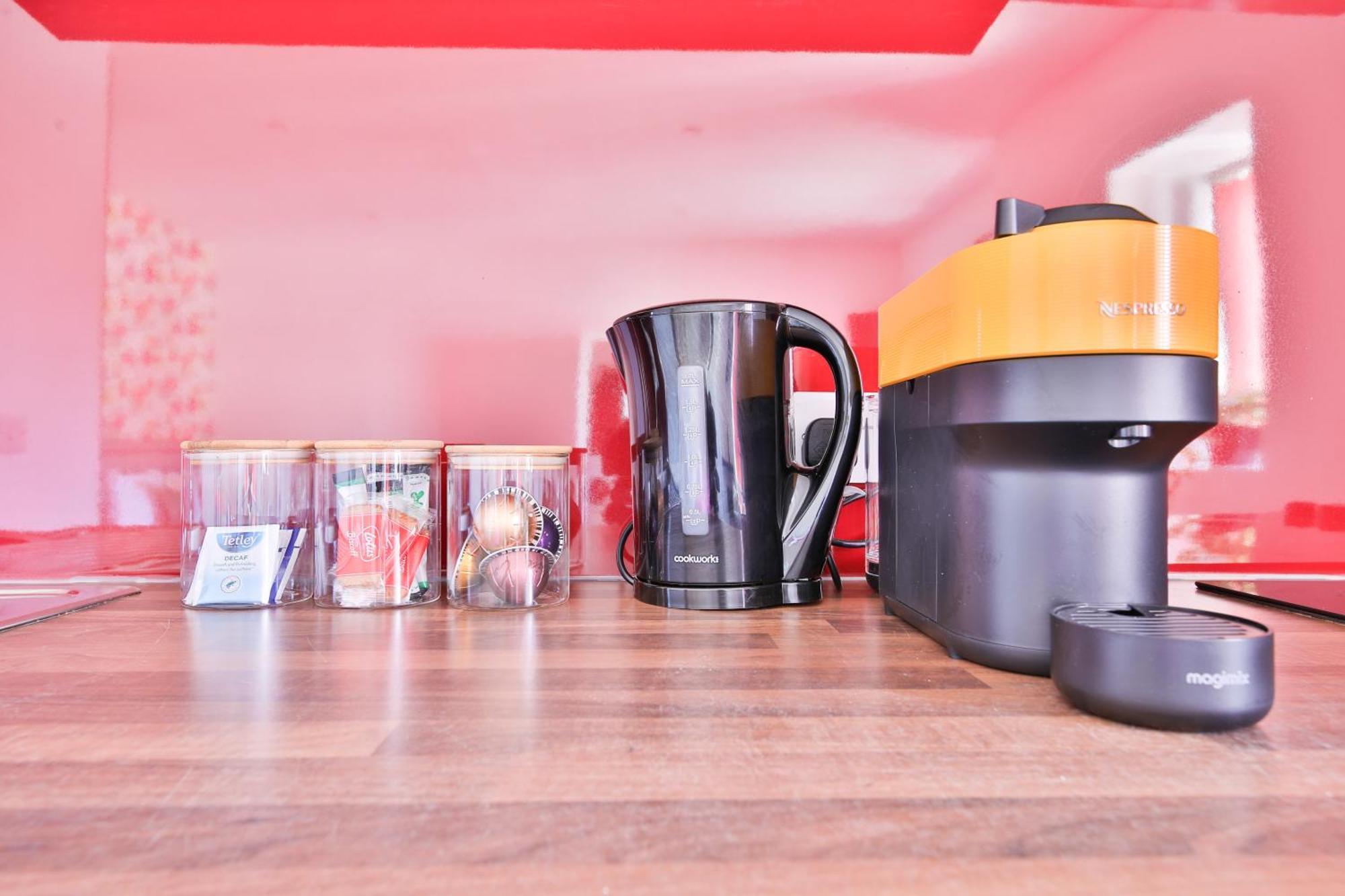 Princess Lofts City Centre Studios With Nespresso Coffee Machines & New Fast Wifi By Stayright Swansea Ruang foto